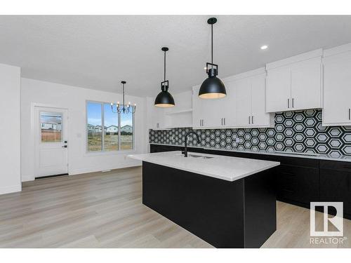 10 Dalquist Bay, Leduc, AB - Indoor Photo Showing Kitchen