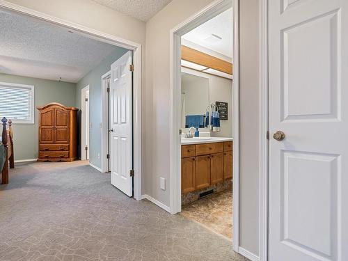 #179 St. Andrews Drive, Stony Plain, AB - Indoor Photo Showing Bathroom