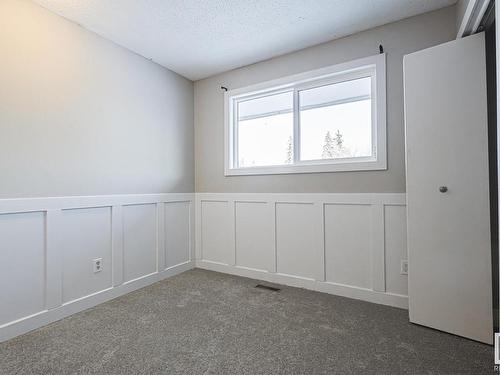 21 Lundy Park Road, Stony Plain, AB - Indoor Photo Showing Other Room