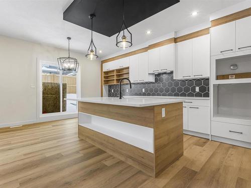 25 Ashbury Crescent, Spruce Grove, AB - Indoor Photo Showing Kitchen