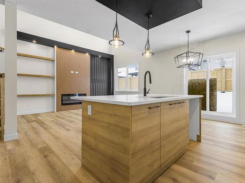 25 Ashbury Crescent, Spruce Grove, AB - Indoor Photo Showing Kitchen