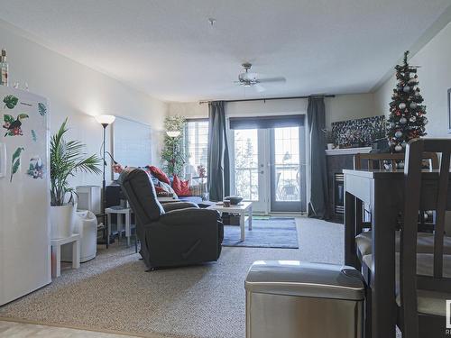 409 261 Youville Drive E, Edmonton, AB - Indoor Photo Showing Living Room