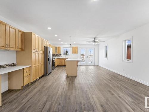 5906 Meadow Way, Cold Lake, AB - Indoor Photo Showing Kitchen