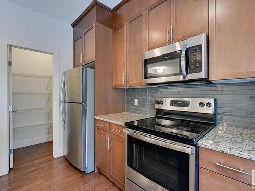 36 2003 Rabbit Hill Road, Edmonton, AB - Indoor Photo Showing Kitchen