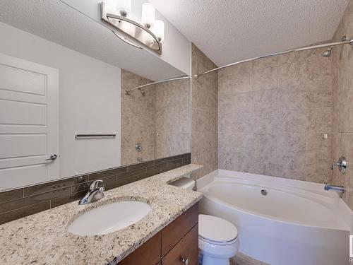 36 2003 Rabbit Hill Road, Edmonton, AB - Indoor Photo Showing Bathroom