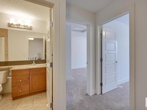 36 2003 Rabbit Hill Road, Edmonton, AB - Indoor Photo Showing Bathroom