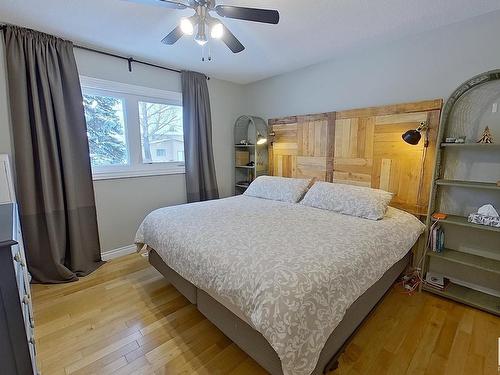 10512 104 Street, Westlock, AB - Indoor Photo Showing Bedroom