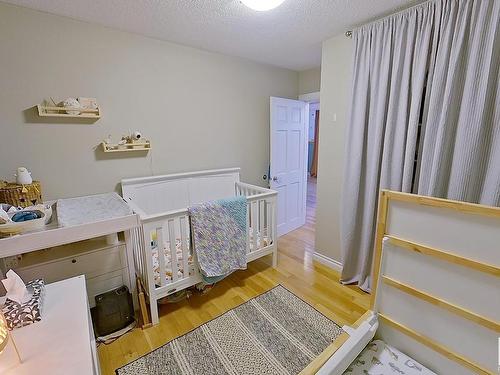 10512 104 Street, Westlock, AB - Indoor Photo Showing Bedroom