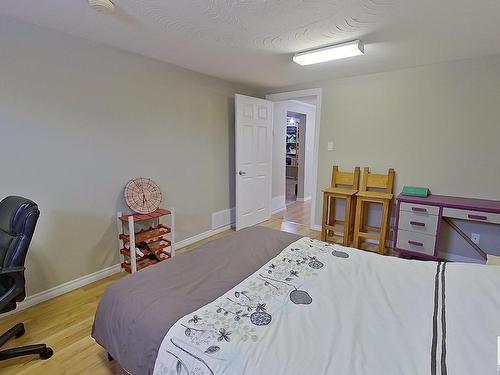 10512 104 Street, Westlock, AB - Indoor Photo Showing Bedroom