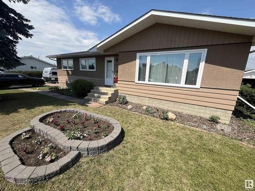 10512 104 Street, Westlock, AB - Outdoor