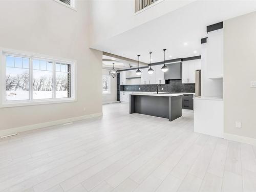 8416 228 Street, Edmonton, AB - Indoor