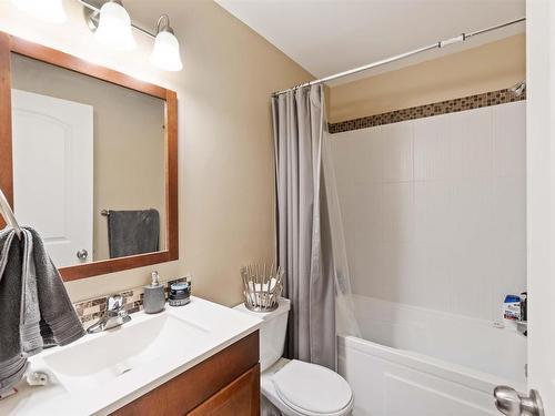 10146 159 Street, Edmonton, AB - Indoor Photo Showing Bathroom