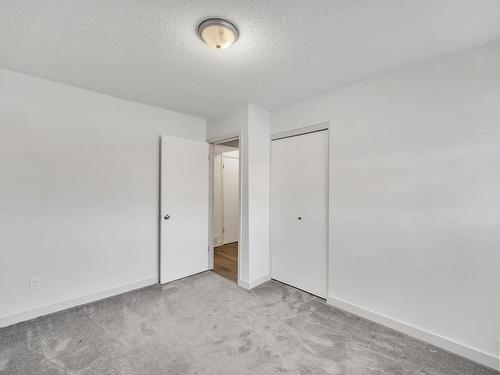 8918D 144 Avenue, Edmonton, AB - Indoor Photo Showing Other Room