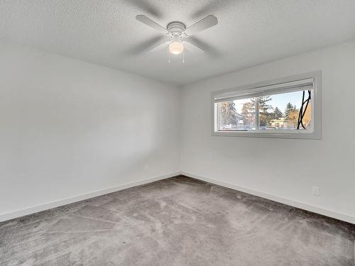 8918D 144 Avenue, Edmonton, AB - Indoor Photo Showing Other Room