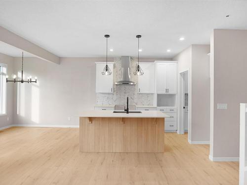 4826 170A Avenue, Edmonton, AB - Indoor Photo Showing Kitchen