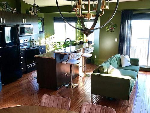 414 6925 199 Street Nw, Edmonton, AB - Indoor Photo Showing Kitchen