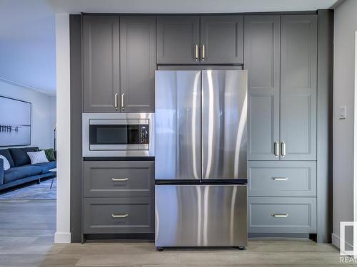 8233 154 Street, Edmonton, AB - Indoor Photo Showing Kitchen