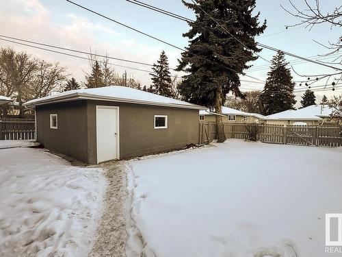 8233 154 Street, Edmonton, AB - Outdoor