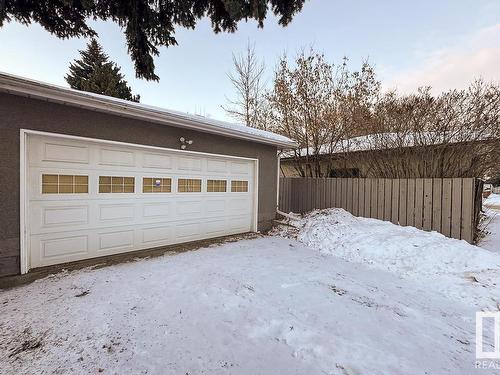 8233 154 Street, Edmonton, AB - Outdoor