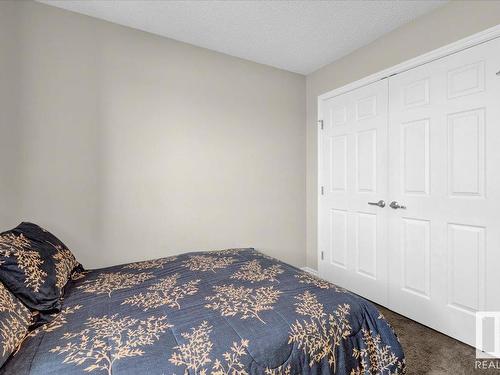 1396 Watt Dr, Edmonton, AB - Indoor Photo Showing Bedroom