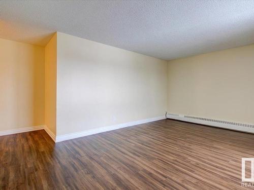 301 10511 19 Avenue, Edmonton, AB - Indoor Photo Showing Other Room