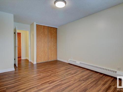 301 10511 19 Avenue, Edmonton, AB - Indoor Photo Showing Other Room