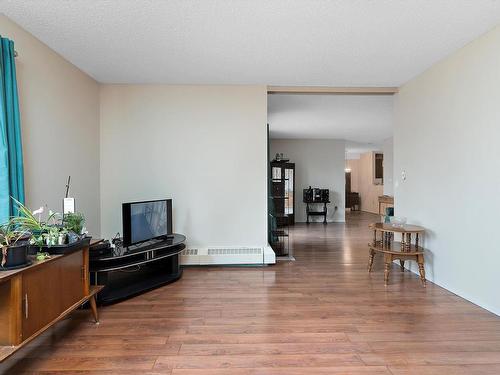 204 18004 95 Avenue, Edmonton, AB - Indoor