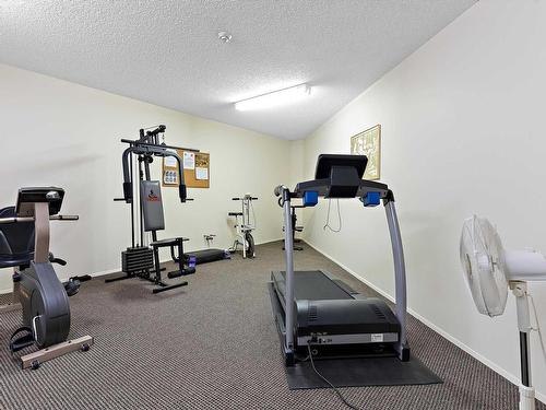 204 18004 95 Avenue, Edmonton, AB - Indoor Photo Showing Gym Room