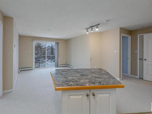 216 151 Edwards Drive Sw, Edmonton, AB - Indoor Photo Showing Other Room