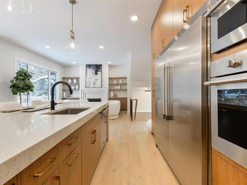 6A Marlboro Road, Edmonton, AB - Indoor Photo Showing Kitchen