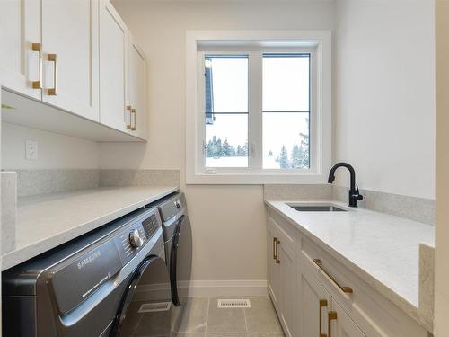 6A Marlboro Road, Edmonton, AB - Indoor Photo Showing Laundry Room