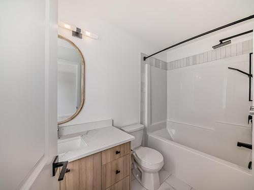 3414 168 Street, Edmonton, AB - Indoor Photo Showing Bathroom