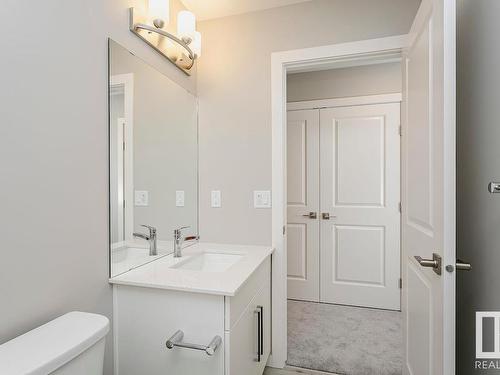 32 Chambery Crescent, St. Albert, AB - Indoor Photo Showing Bathroom