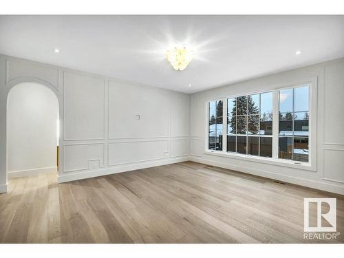 14112 96 Avenue, Edmonton, AB - Indoor Photo Showing Other Room