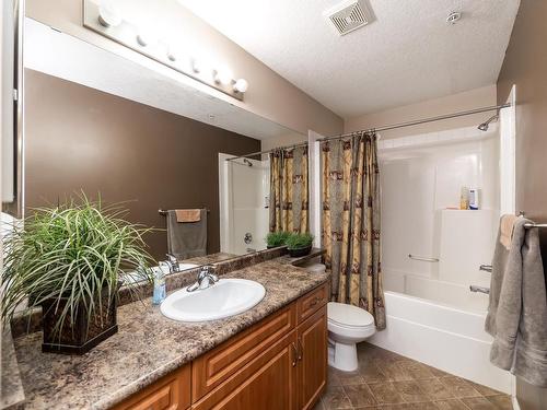 326 7801 Golf Course Road, Stony Plain, AB - Indoor Photo Showing Bathroom