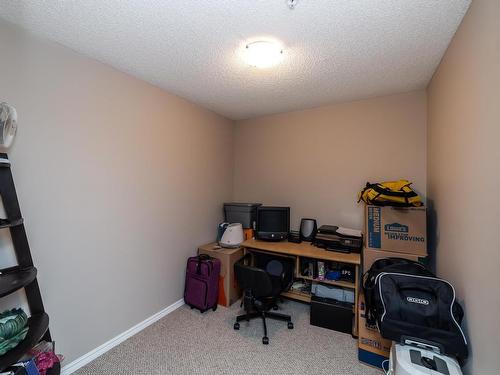 326 7801 Golf Course Road, Stony Plain, AB - Indoor Photo Showing Office