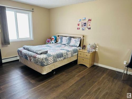 412 245 Edwards Dr, Edmonton, AB - Indoor Photo Showing Bedroom