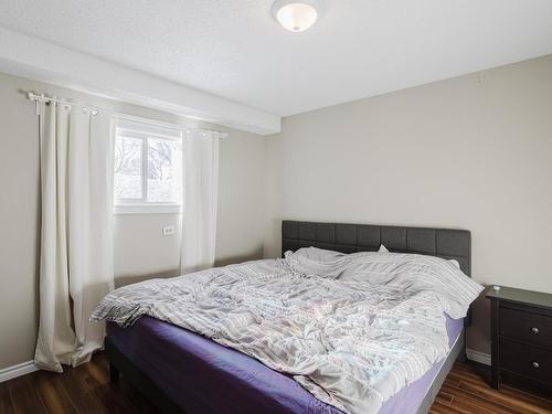 14632 95 Avenue, Edmonton, AB - Indoor Photo Showing Bedroom