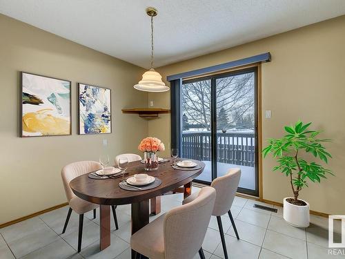 10860 11 Avenue, Edmonton, AB - Indoor Photo Showing Dining Room