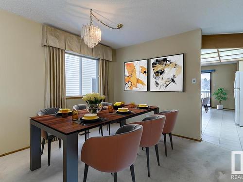 10860 11 Avenue, Edmonton, AB - Indoor Photo Showing Dining Room