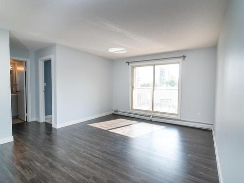 304 10732 86 Avenue, Edmonton, AB - Indoor Photo Showing Other Room