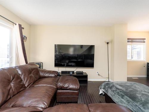 101 1804 70 Street, Edmonton, AB - Indoor Photo Showing Living Room