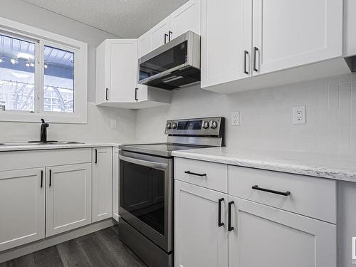 207 9329 104 Avenue, Edmonton, AB - Indoor Photo Showing Kitchen