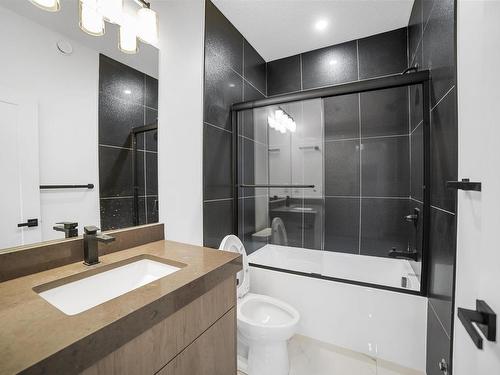 145 Creekside Lane, Leduc, AB - Indoor Photo Showing Bathroom