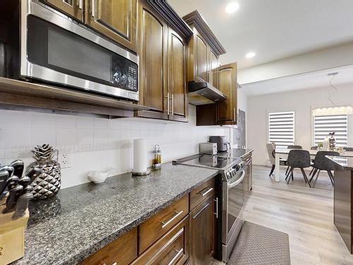 115 Lakeland Drive, Beaumont, AB - Indoor Photo Showing Kitchen