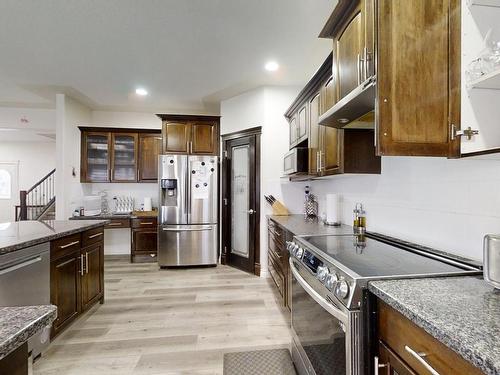 115 Lakeland Drive, Beaumont, AB - Indoor Photo Showing Kitchen