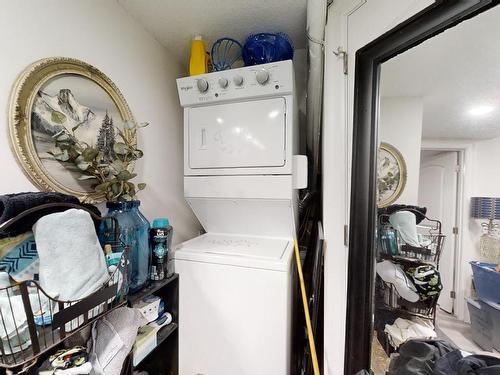 115 Lakeland Drive, Beaumont, AB - Indoor Photo Showing Laundry Room