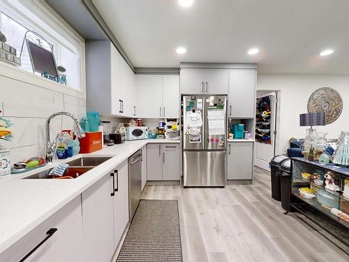 115 Lakeland Drive, Beaumont, AB - Indoor Photo Showing Kitchen With Double Sink