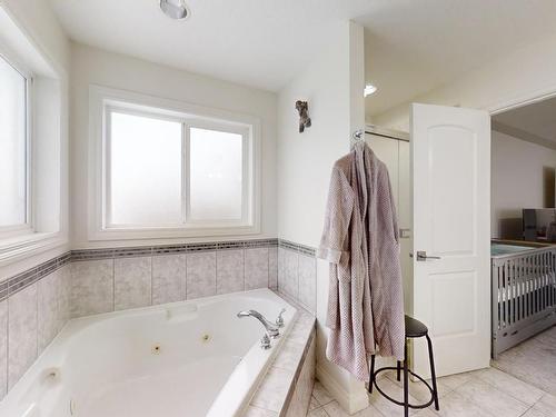 115 Lakeland Drive, Beaumont, AB - Indoor Photo Showing Bathroom