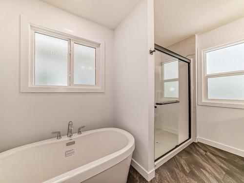 207 Kettyl Co Nw, Leduc, AB - Indoor Photo Showing Bathroom